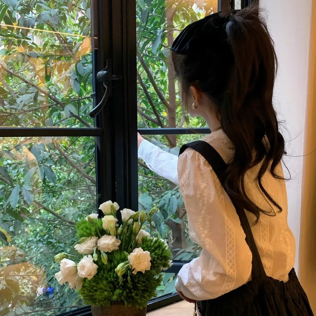 校草是女生